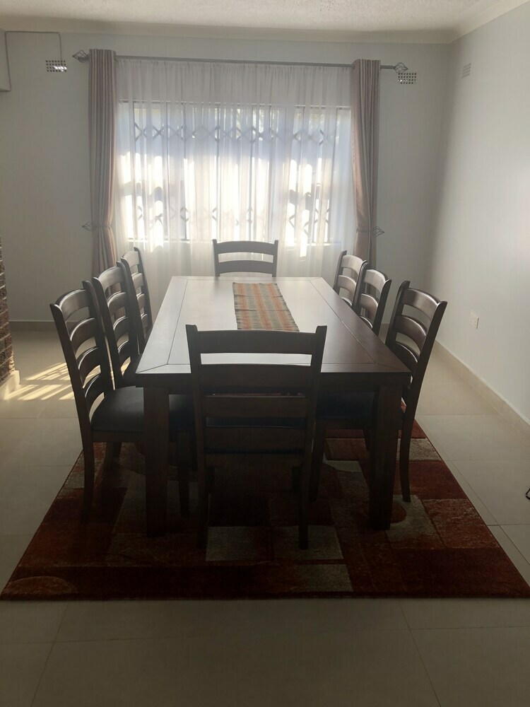 Acacia Place
