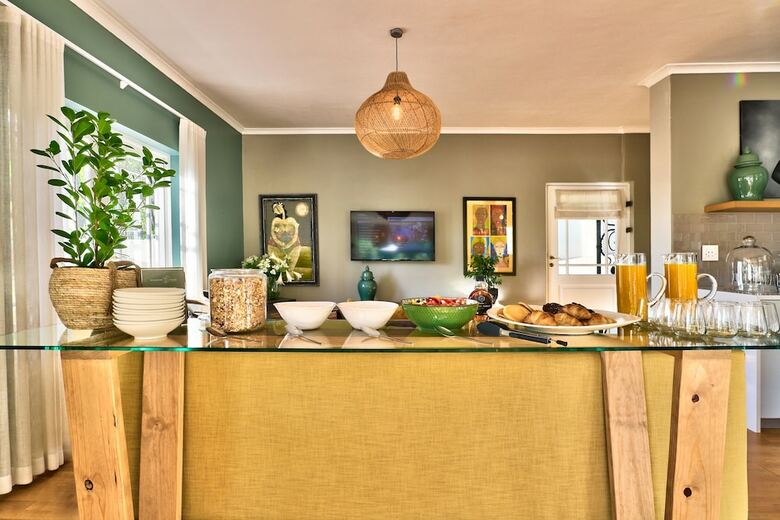 Bed & Breakfast Devonport House