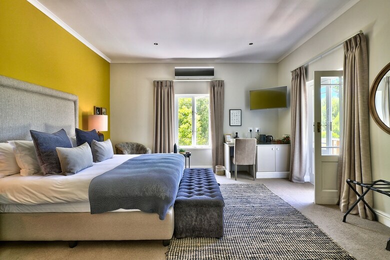 Bed & Breakfast Devonport House