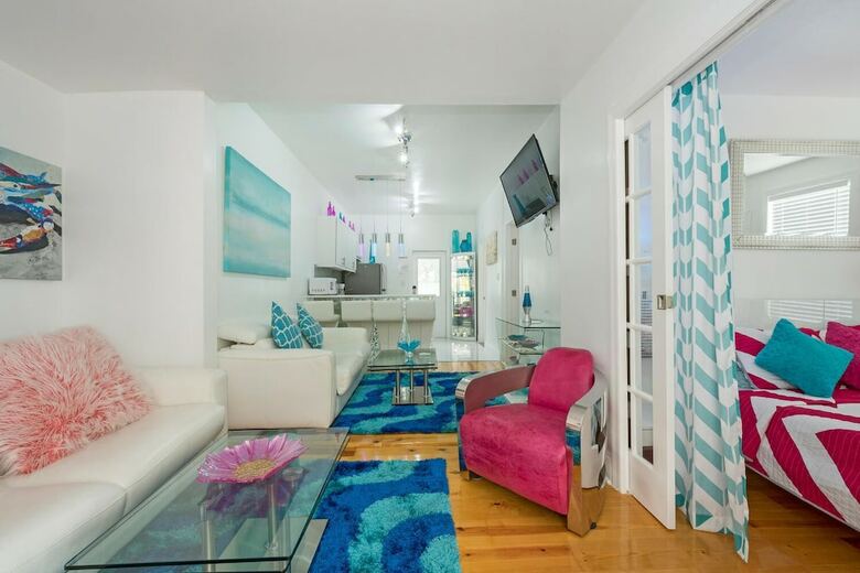 Oceanic Estate #2 - Two Bedroom Apartment