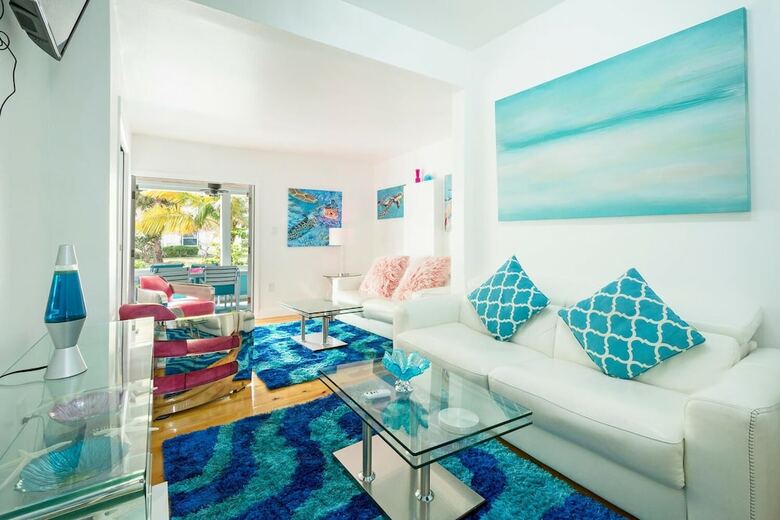 Oceanic Estate #2 - Two Bedroom Apartment