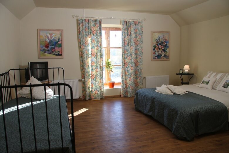 Karlamuiza Country Hotel