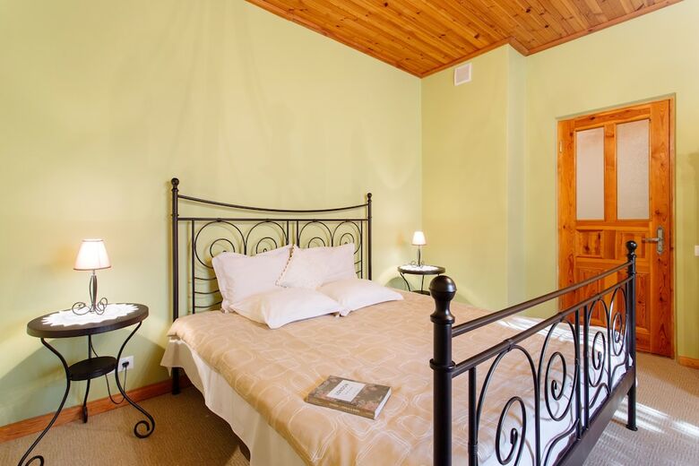 Karlamuiza Country Hotel
