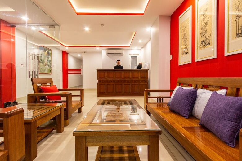 Monsieur Diesel Hotel Danang