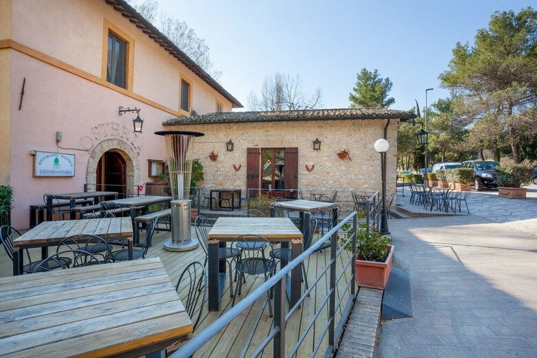 Hotel Il Castello Di Campello