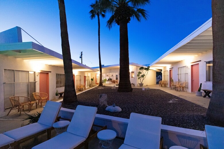 Miracle Manor Boutique Hotel & Spa
