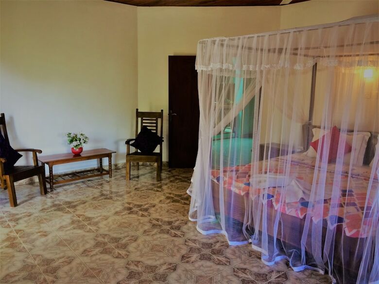 Villa Three Shades