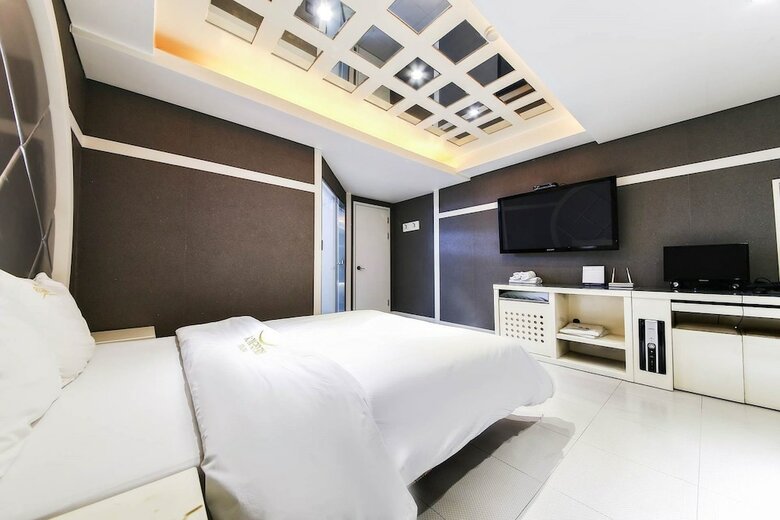 Bundang Regency Hotel