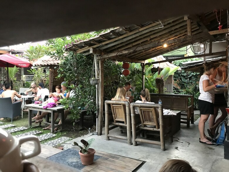 Hostal Arjuna Garden Homestay - Hostel