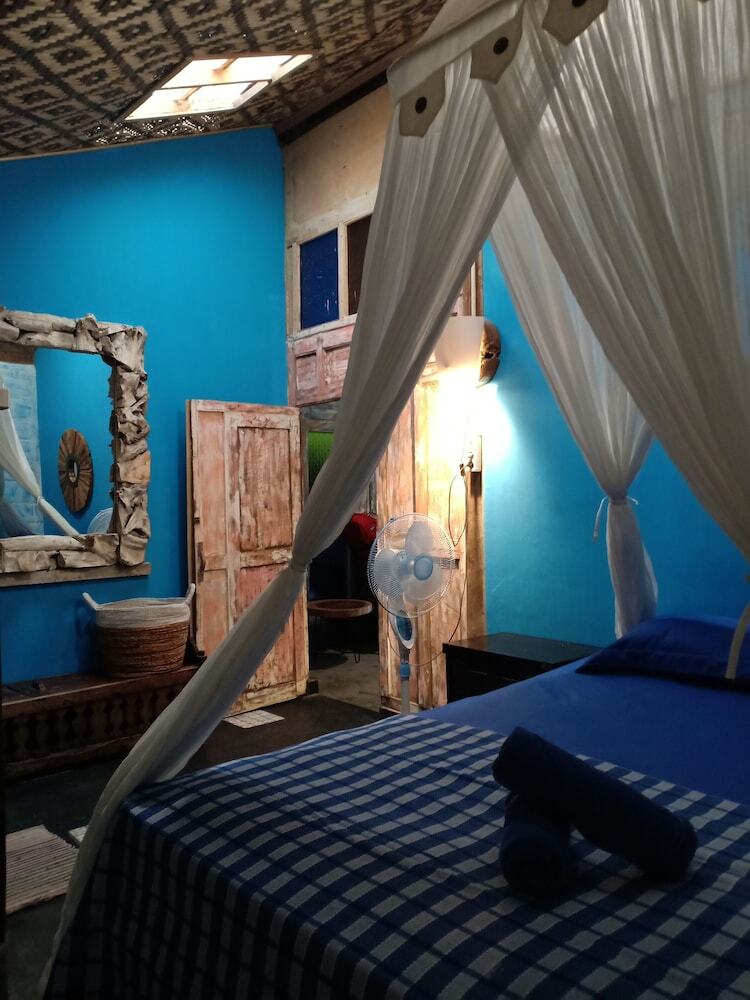 Hostal Arjuna Garden Homestay - Hostel