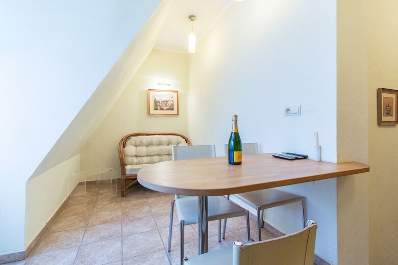 Apartamentos Spacious Duplex By Park&metro By Easybnb