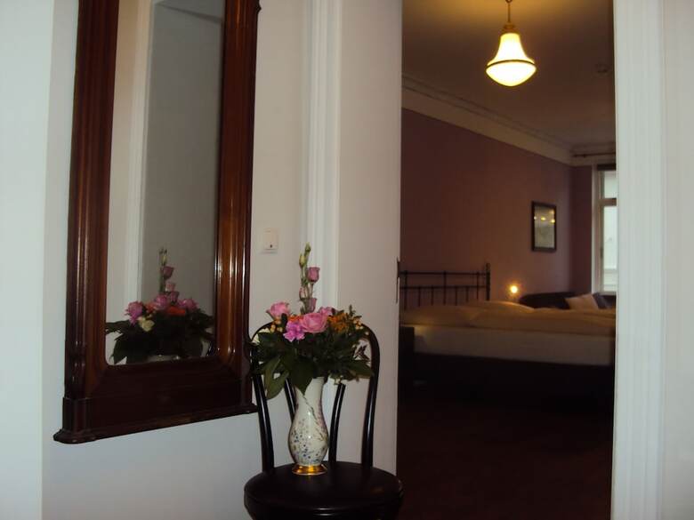 Apartments Hugos Haus