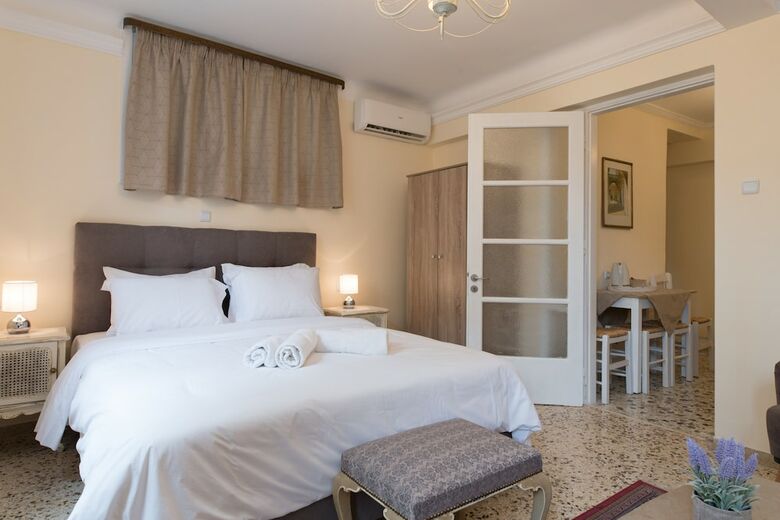 Apartamentos Acro & Polis
