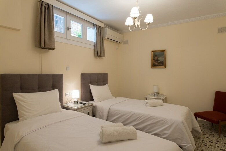 Apartamentos Acro & Polis