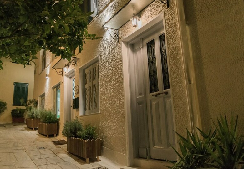 Apartamentos Acro & Polis