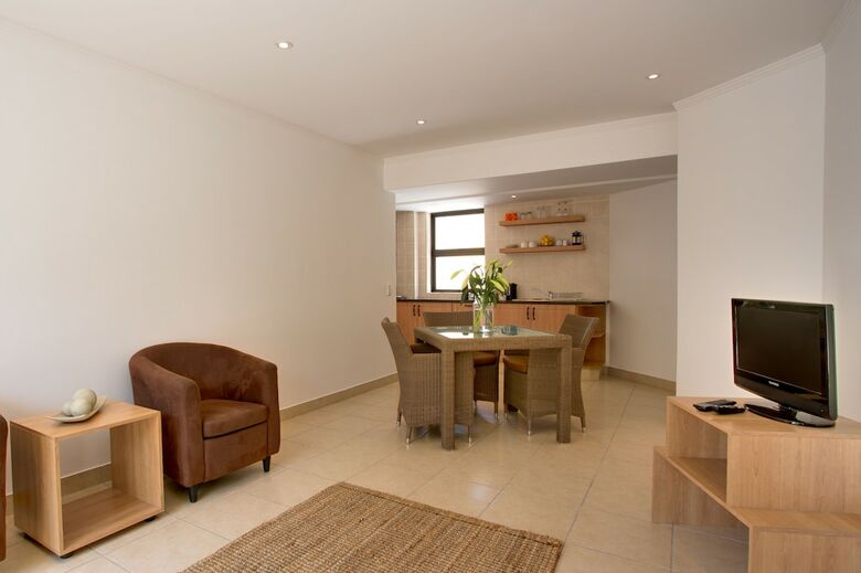 Hotel Limoni Luxury Suites