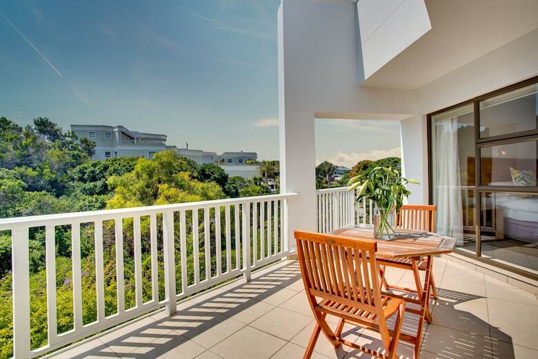 Hotel Limoni Luxury Suites