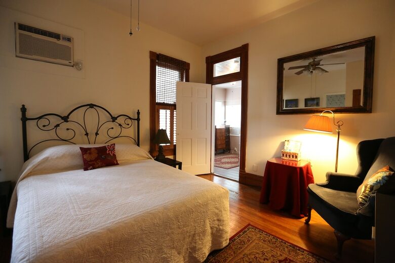 Bed & Breakfast O'casey's Boutique Inn