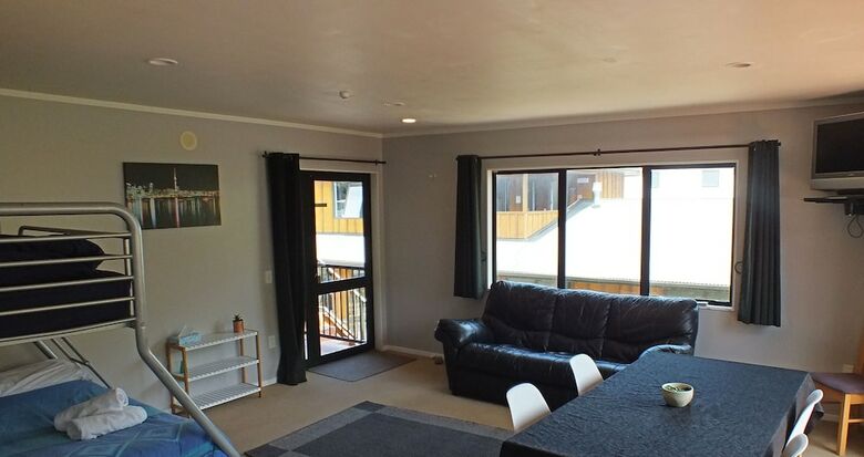 Hostal Bay Adventurer