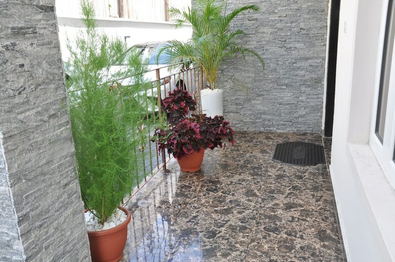 Apartamentos Alcredo Inn