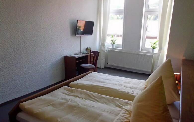 Hotel Garni Th�ringer Klo�theater