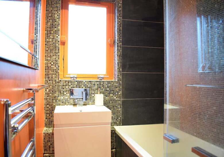 Apartamentos Artistically Decorated 1 Bedroom Flat In Limehouse