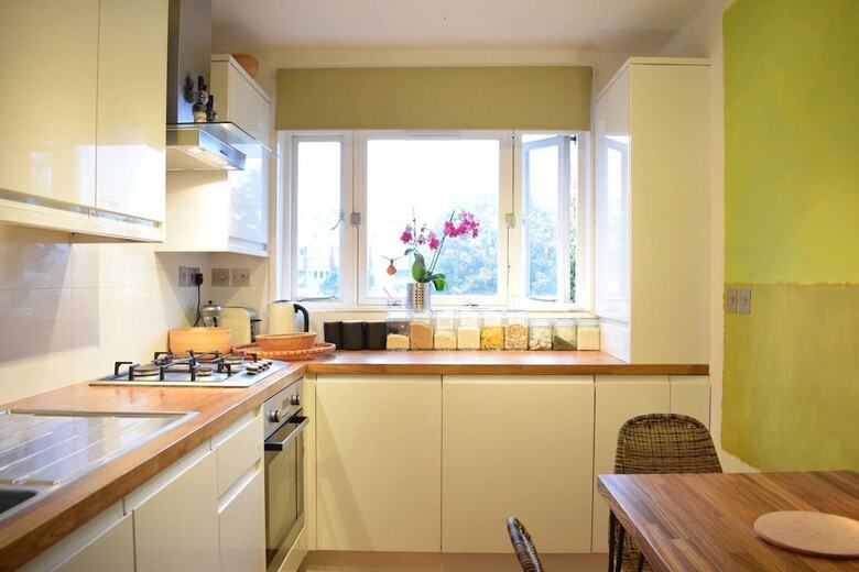 Apartamentos Artistically Decorated 1 Bedroom Flat In Limehouse