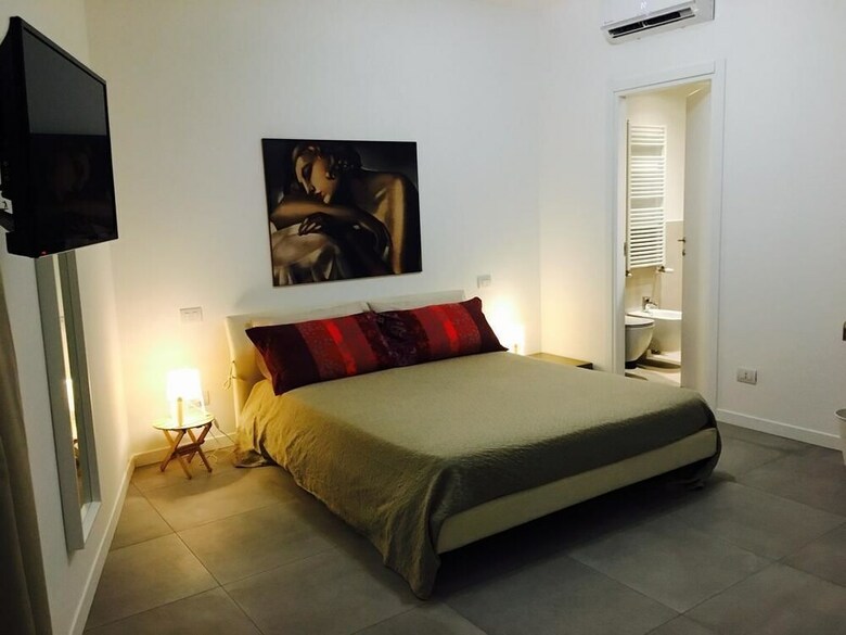 Bed & Breakfast Room Center Station 2