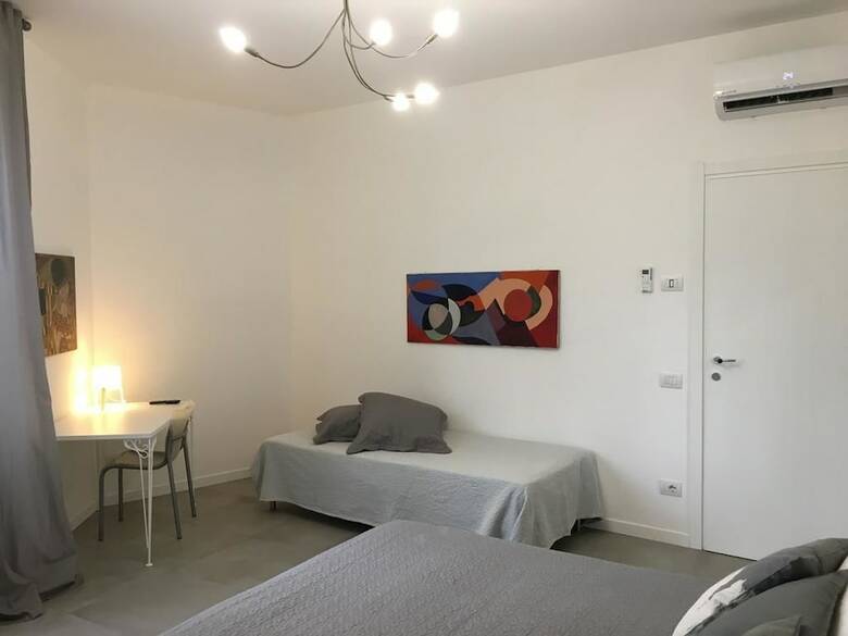 Bed & Breakfast Room Center Station 2