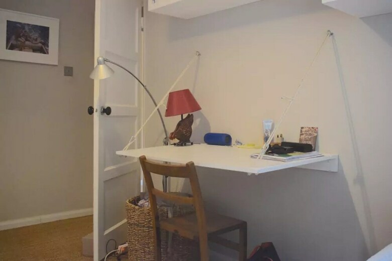 2 Bedroom Apartment In Ravenscourt Park