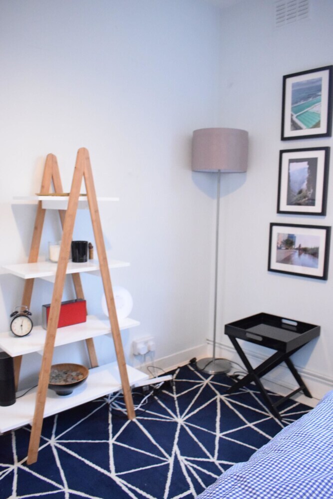2 Bedroom Apartment In Clapham Sleeps 4