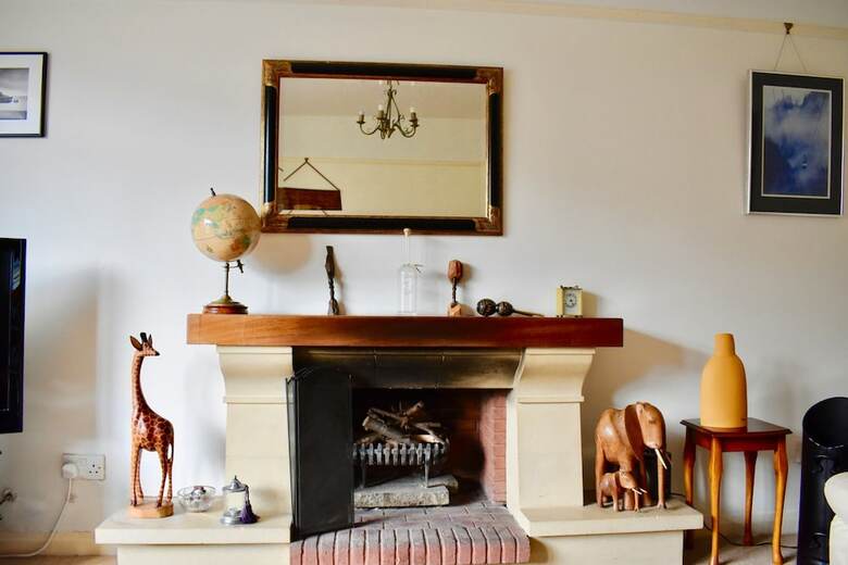 Three Bedroom Home With Garden In Brighton