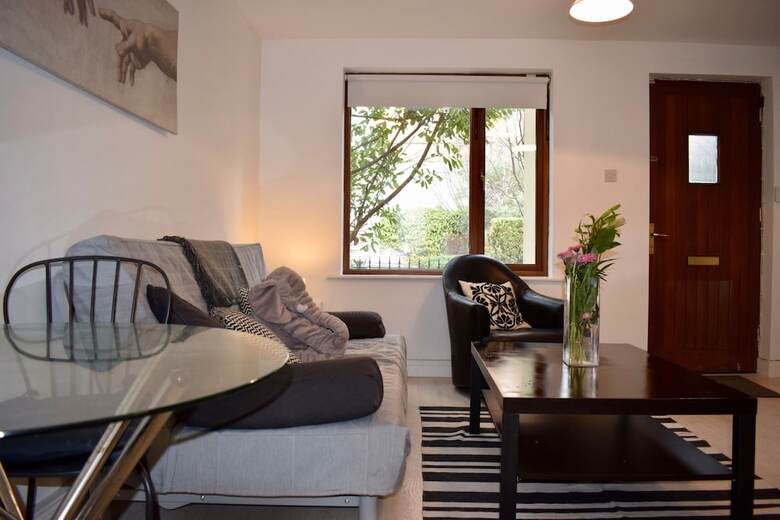 Apartamentos 1 Bedroom Flat 5 Minutes Away From Stephens Green