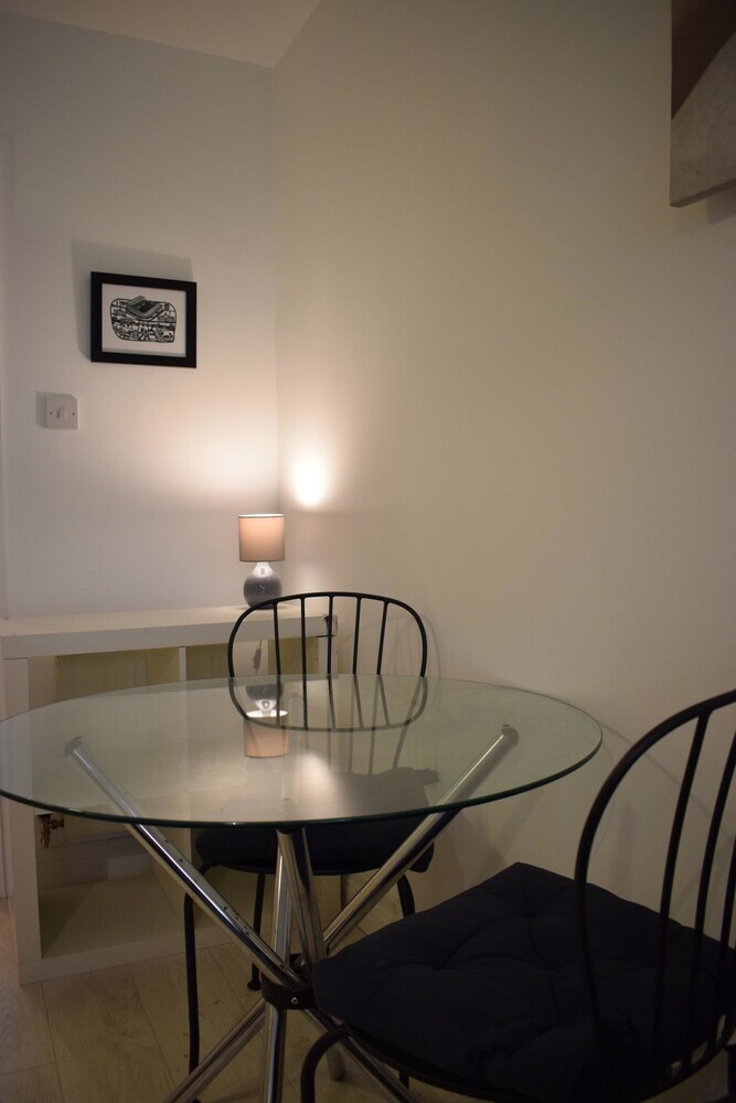 Apartamentos 1 Bedroom Flat 5 Minutes Away From Stephens Green
