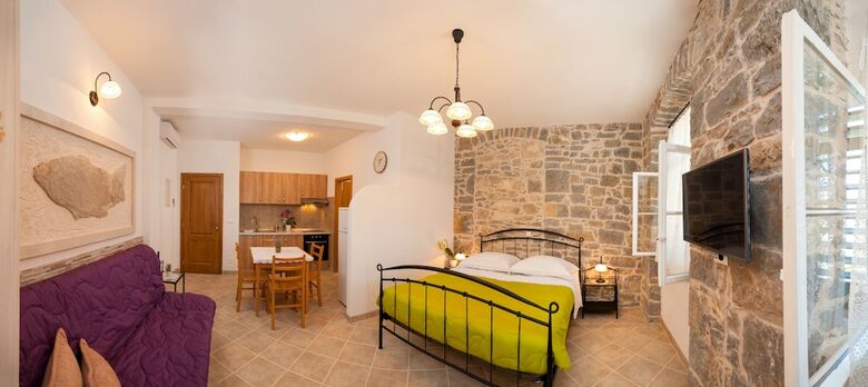 Beach Resort Apartments Podspiline
