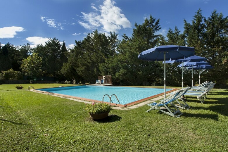 Villa Laura - Fattoria Di Larniano