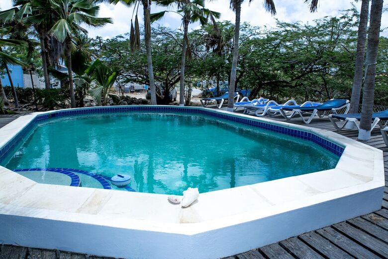 Apartamentos Tropical Inn Resort