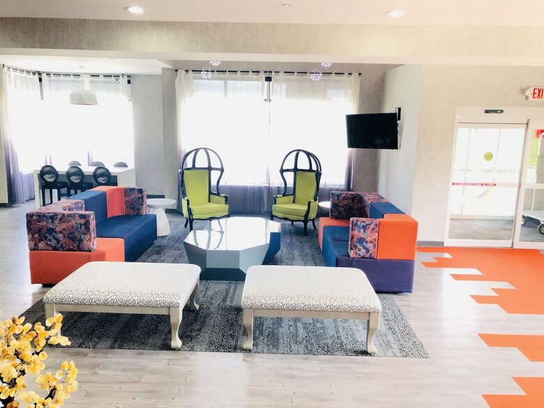Hy-lo Hotel