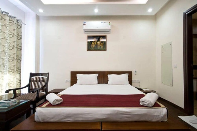 Hotel Green Earth - Sushant Lok