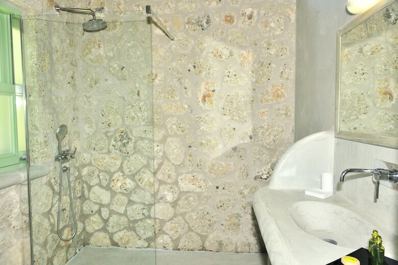 Villa Ermis- Mounty Island Villas