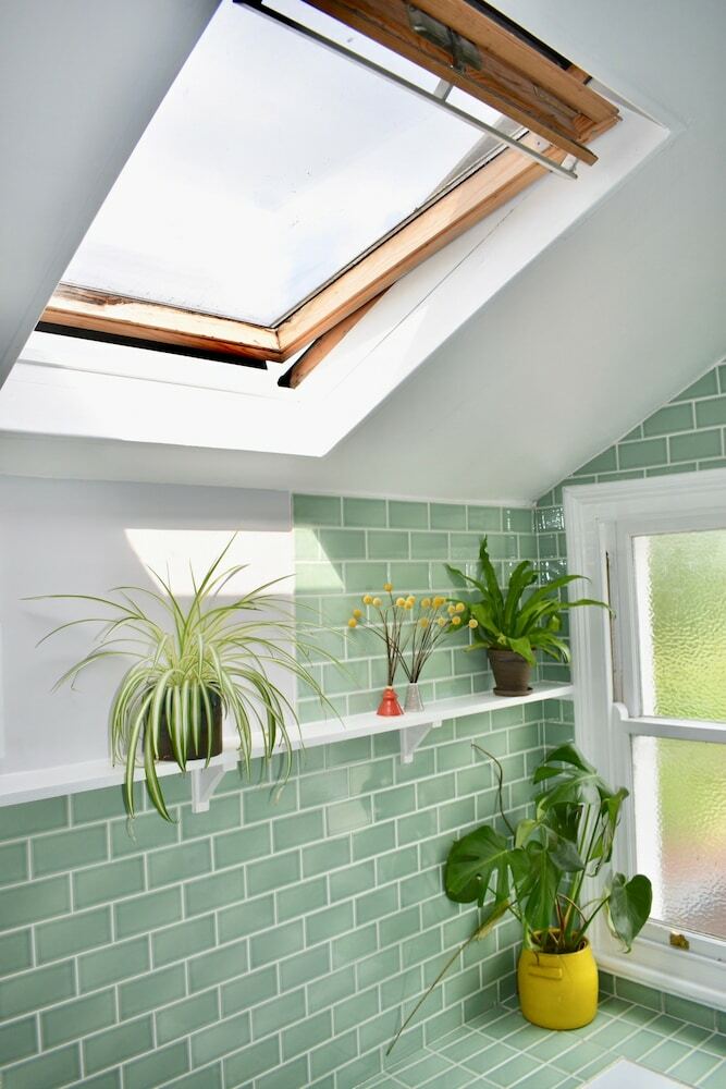 Spacious Family Home With Garden