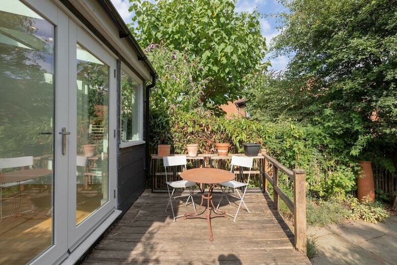 Garden House In Camden