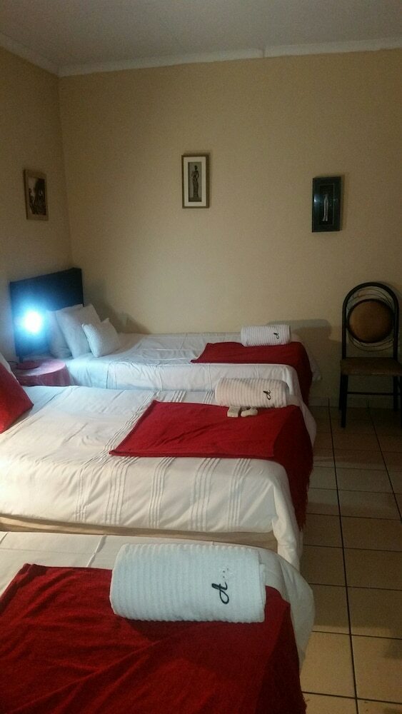 Hotel The Anchor Guesthouse