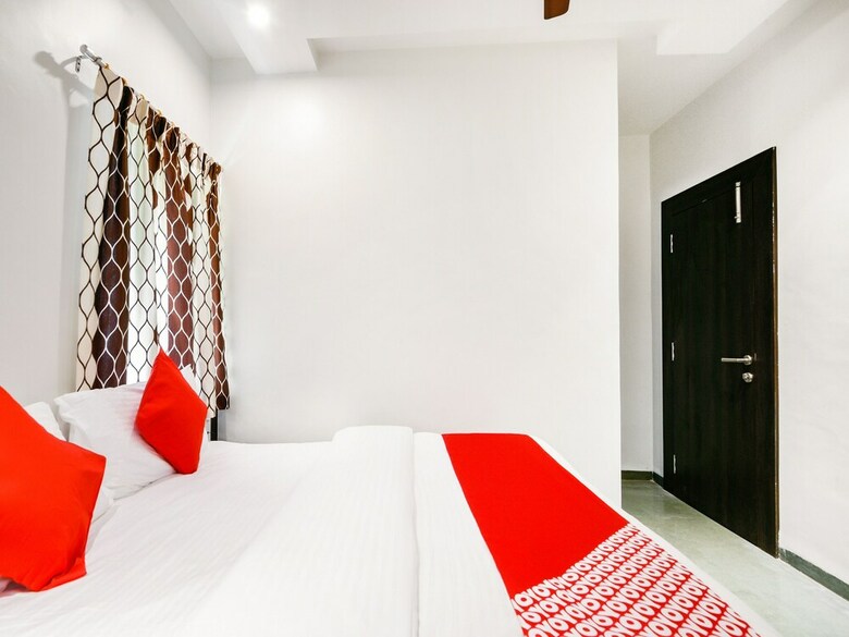 Hotel Oyo 14826 Ashoka Executive