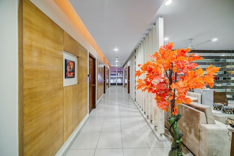 Hotel Oyo 18529 Hallmark Inn Jubilee Hills