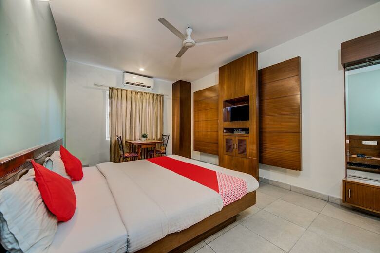 Hotel Oyo 18529 Hallmark Inn Jubilee Hills