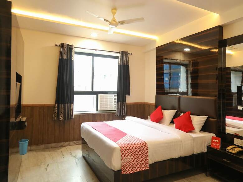Oyo 15542 Hotel Shivala