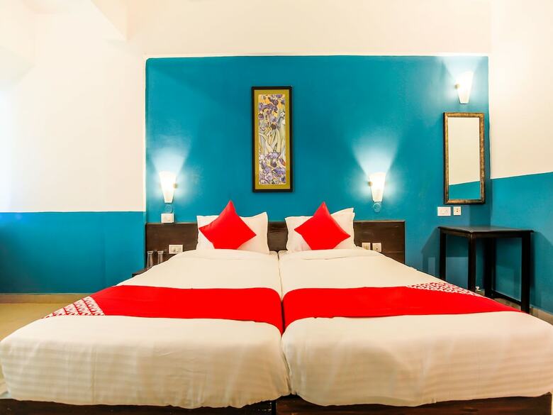 Hotel Oyo 22006 Flagship Paradise Inn