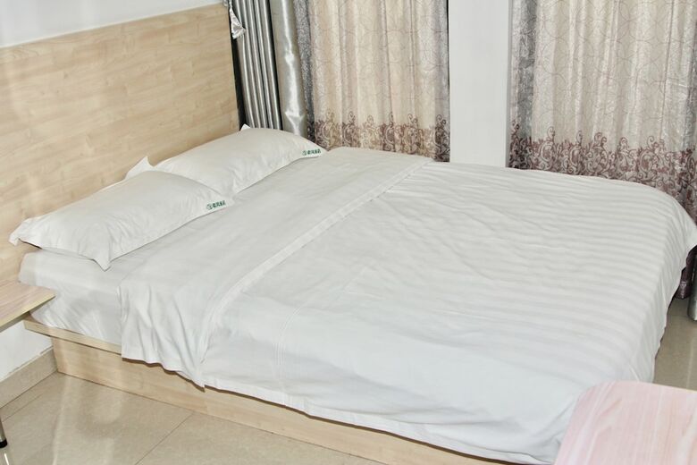 Hotel Huifeng Inn