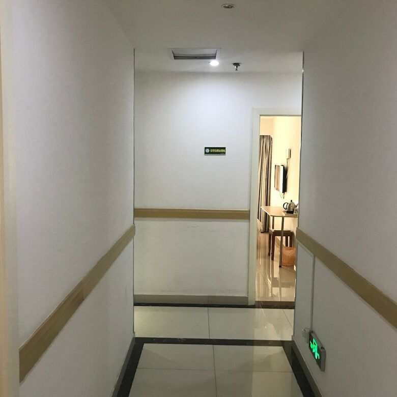 Hotel Huifeng Inn
